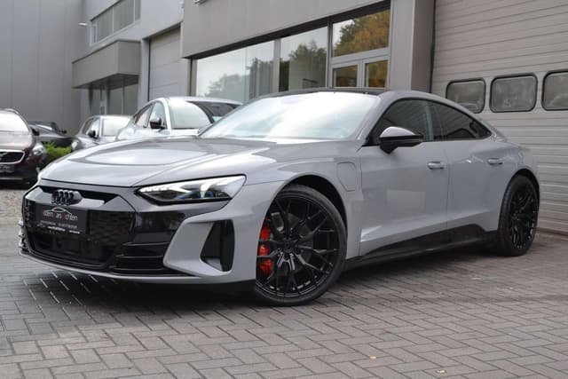 Audi e-tron GT E-Tron GT 93.4 kWh 60 Quattro "NARDOGREY" + RS-Look
