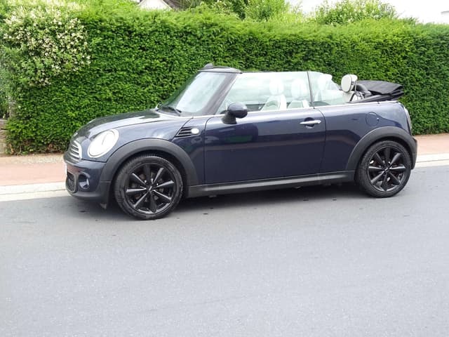 MINI Cooper Cabrio D Mini Cabriolet 1.6 D Cooper DPF