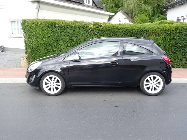 Opel Corsa Corsa 1.2i Enjoy