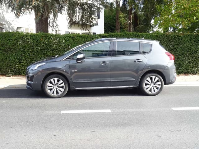 Peugeot 3008 3008 1.2 PureTech Allure